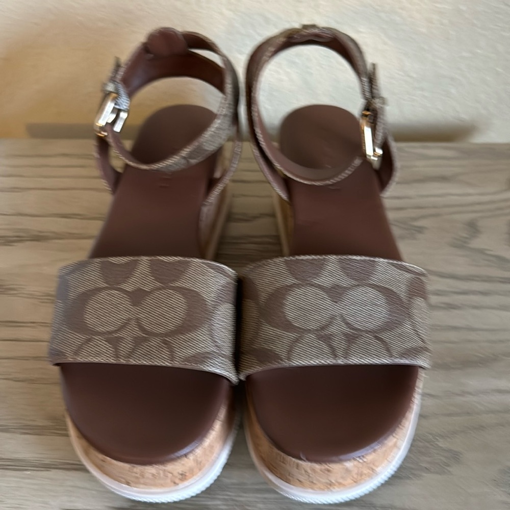 New coach Talulah platform sandal size 7.5